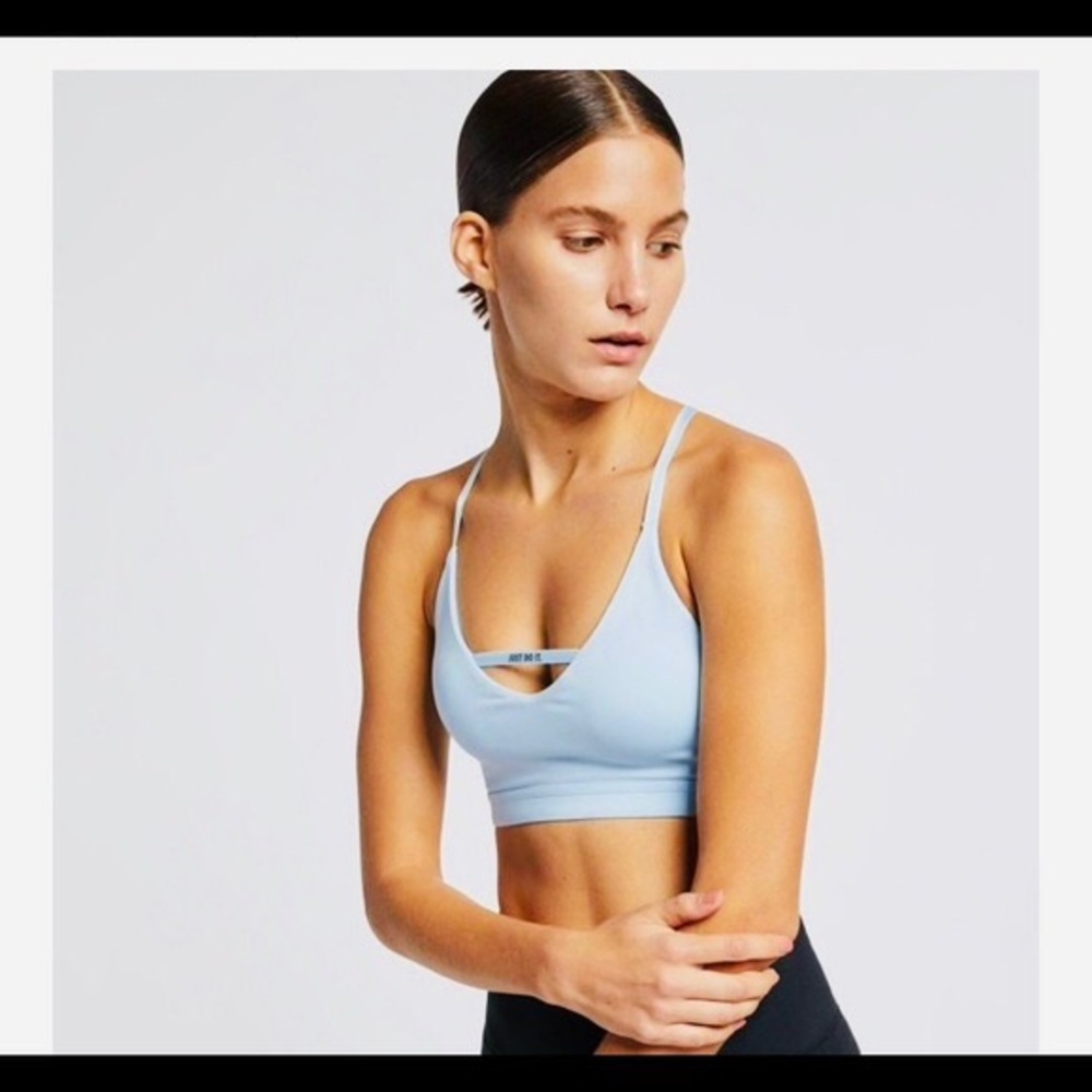 - Nike Indy JDI DRI-FIT Sports Bra Size Small